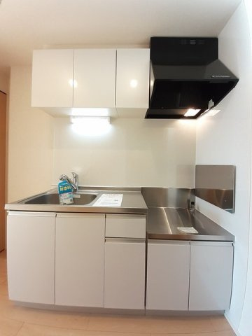 ルミエールＢのキッチン|コンパクトなキッチンで掃除もラクラク