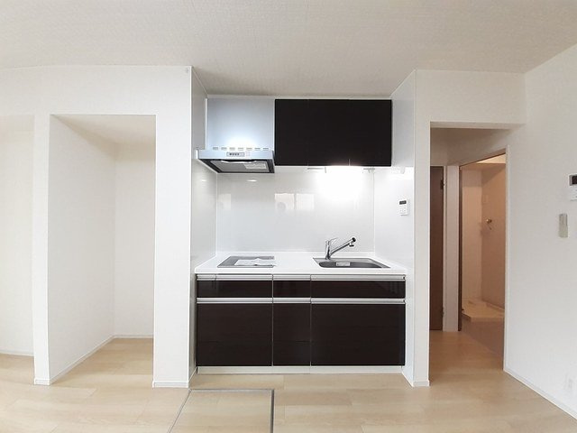 リブレ稲荷町のキッチン|お料理しやすいキッチンです