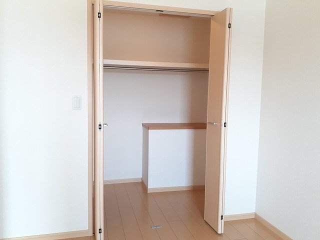 ブリアントビュ－　Ａの収納|収納豊富です