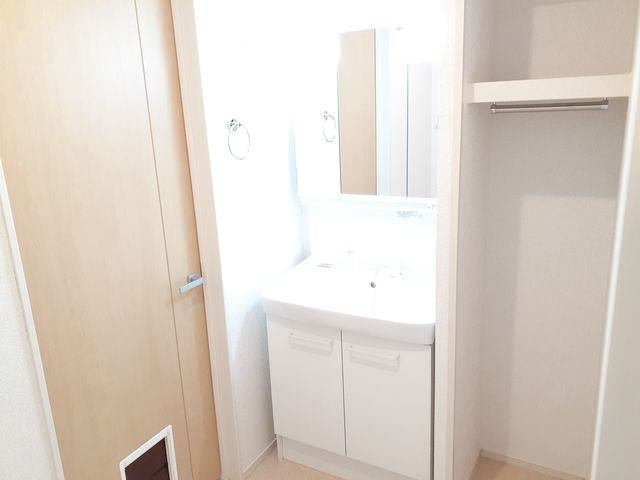 メゾン　クロシェットの洗面所|洗面所です