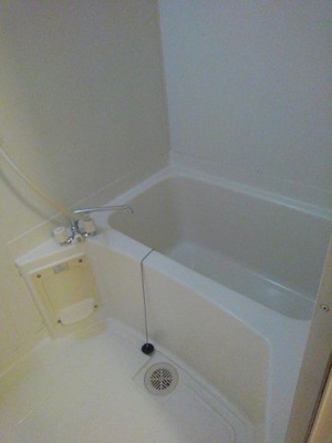 【浴室】 | ジャン・セリューＡ