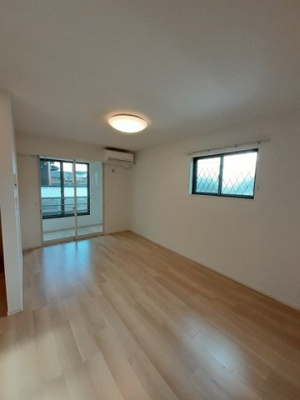 【居間・リビング】 | ベニバラード・際波