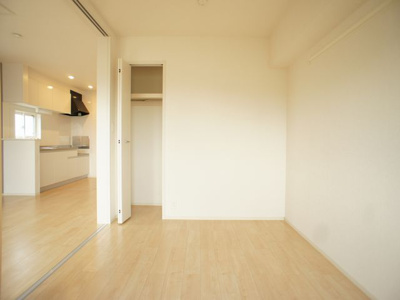 【子供部屋】 | ヒルトンバイア | お部屋がスッキリ！充実収納付きです♪