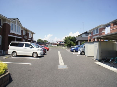 【駐車場】 | ヒルトンバイア | 駐車場2台可能です♪