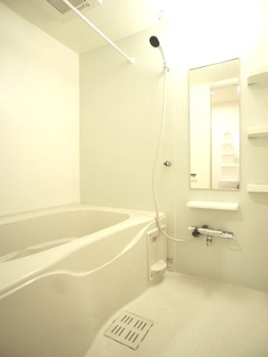 【浴室】 | ヒルトンバイア | ゆったり過ごせるお風呂です♪