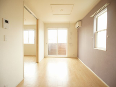 【居間・リビング】 | ヒルトンバイア | ゆったりできるリビングです♪