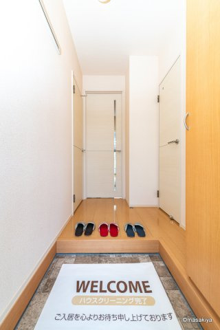 豊田弐番館の玄関