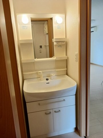 サンハウスヨシキＢの洗面所