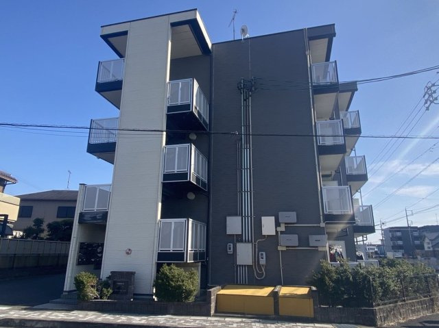 レオパレスバローネⅡの外観