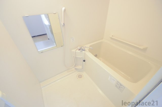 レオネクストブラウベルクの浴室|同タイプ物件の写真です。