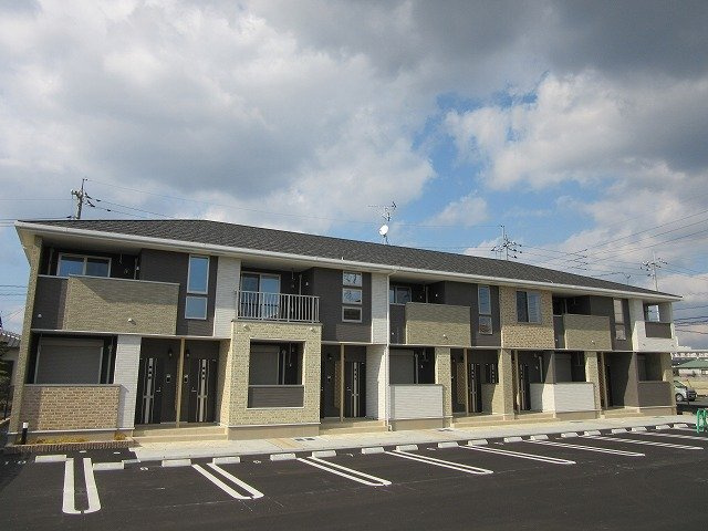 ファミール際波Ⅱ