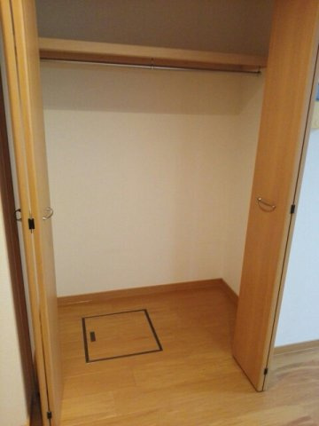 ソレイユ　モンテ　Ａの収納