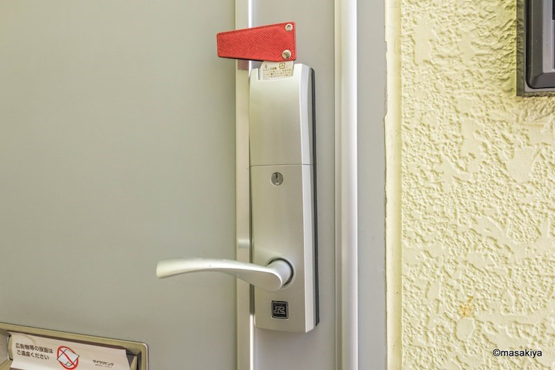 クラスターテラスのエントランス|カードキー