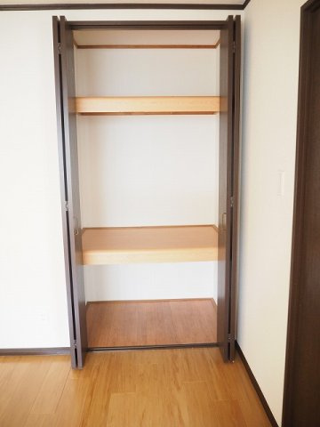 ガーデンヒルズの収納