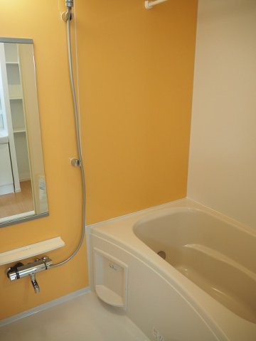 アヴァン婦中の浴室