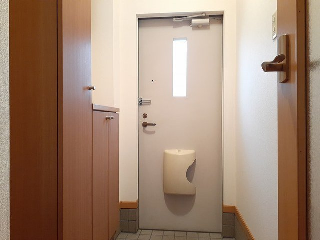 ベルモアＧＩＮＺＡの玄関