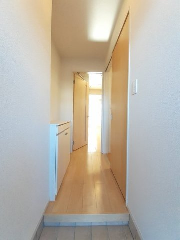 ルミエールＢの玄関