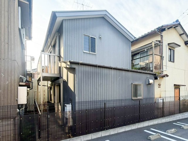 道徳新町9丁目貸家