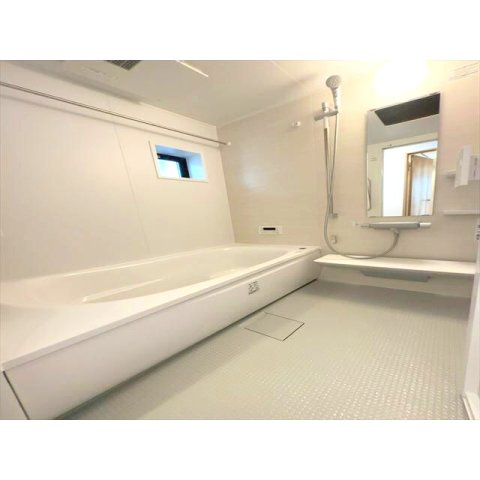 Ｋｏｌｅｔ横浜山手＃０７の浴室