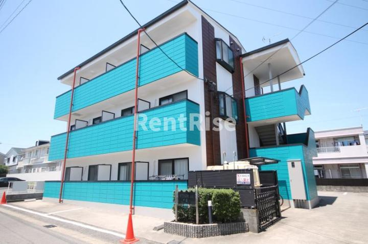 SUNNY PLACE妙興寺のエントランス