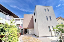 MAISON ARMOISEの画像