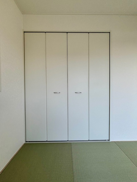 小郡市寺福童の新築一戸建の和室