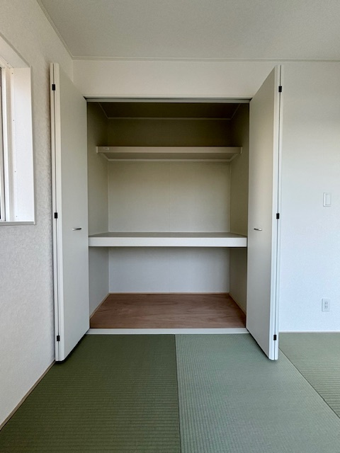 小郡市寺福童の新築一戸建の和室