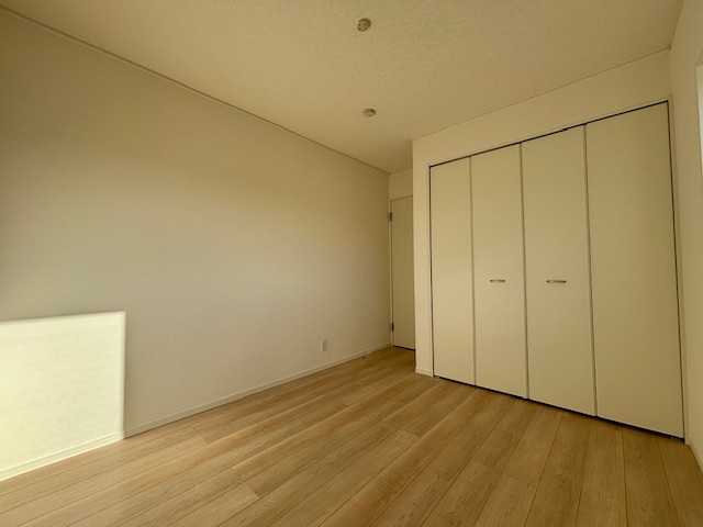 小郡市寺福童の新築一戸建の洋室