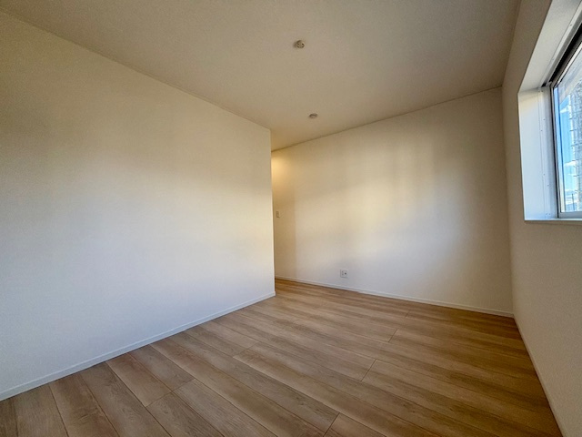 小郡市寺福童の新築一戸建の洋室