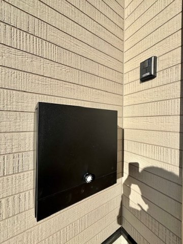 小郡市寺福童の新築一戸建の玄関