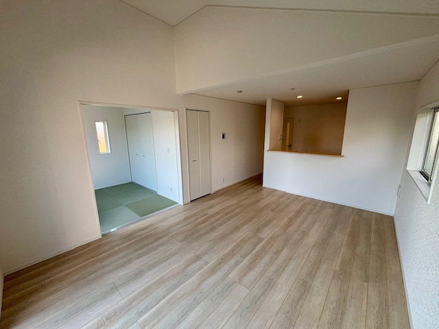 小郡市寺福童の新築一戸建の居間・リビング