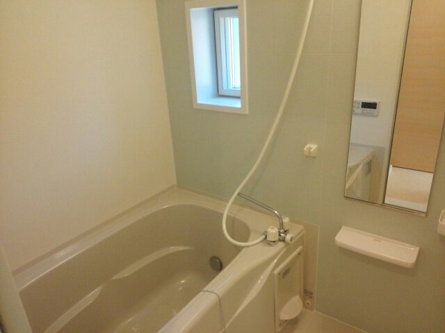 ダリエⅡの浴室|日々の疲れを癒すお風呂付です