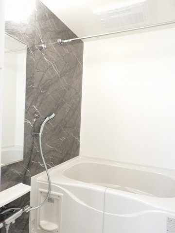 ウッドスプリング千代田Ｂの浴室|お風呂です