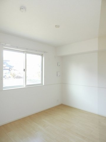 ウッドスプリング千代田Ｂの内装|内装は落ち着いています