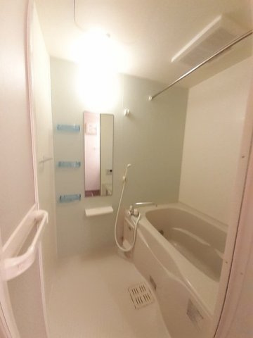 フォルムＭモデナ　Ⅲの浴室|コンパクトで使いやすいお風呂です