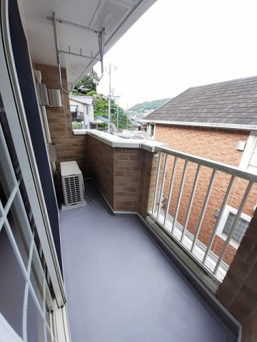 グリューンヴァルトＡのバルコニー|開放的で明るい空間を演出してくれるバルコニーです