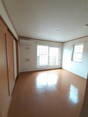 グリューンヴァルトＡの居間・リビング|リビングです