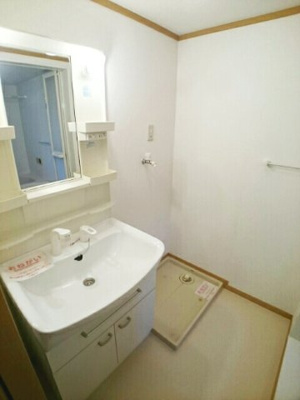 【洗面所】 | ユウ・フォーリアＡ