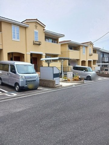 ウエストヒルズⅠの駐車場|駐車場です