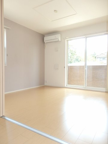 サニーガーデン・ＢｅＬＬの居間・リビング|おしゃれな居間です