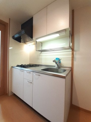 【キッチン】 | ヴィヴァーチェ東石井