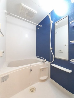 【浴室】 | ヴィヴァーチェ東石井