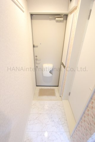 ユナイト星川ジェフリーの玄関