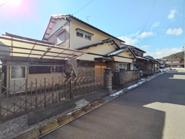 ６６５１０　岐阜市長森本町1丁目中古戸建て