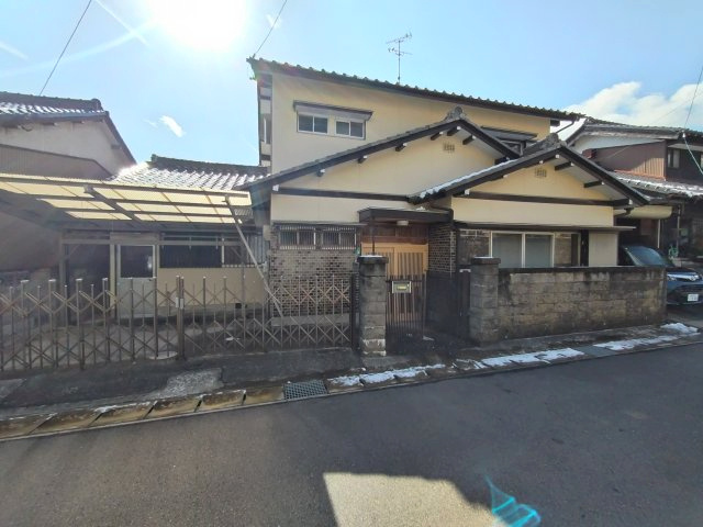 ６６５１０　岐阜市長森本町1丁目中古戸建ての外観