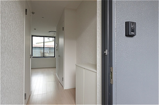 【玄関】 | シーズンコートフェミーナ