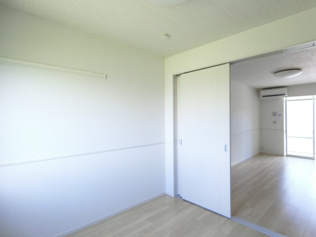 アースメゾンの洋室