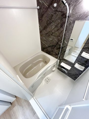 アースメゾンの浴室