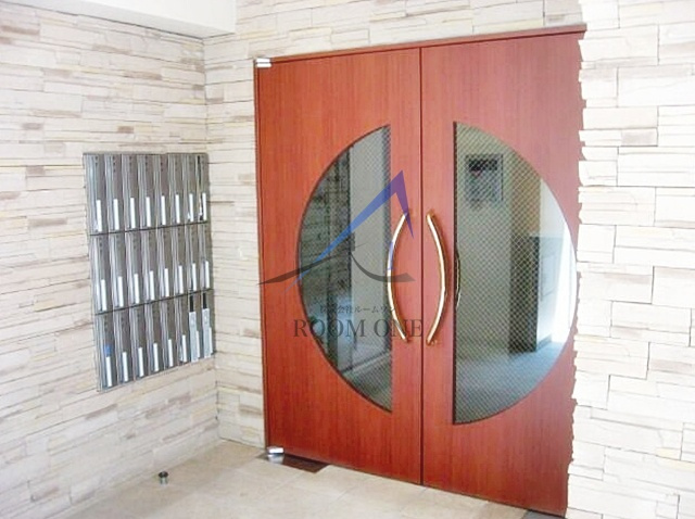 アンプルールベトン　ラ・プティールのエントランス|エントランスです。