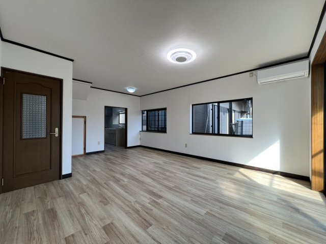 ☆★☆完成見学会開催中☆★☆古閑下町戸建ての居間・リビング